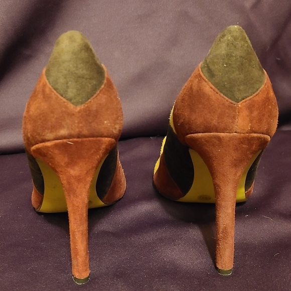 Women's heels, size 8.5 - Picture 3 of 5